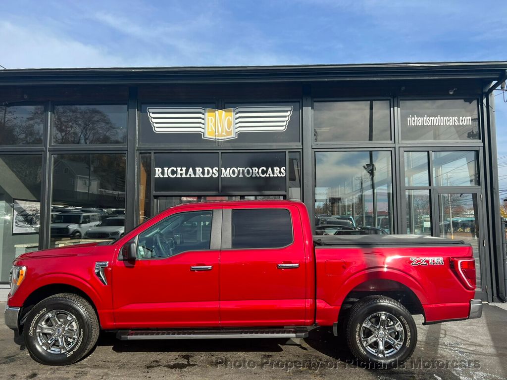 2021 Ford F-150 XLT 4WD SuperCrew 5.5' Box - 22203823 - 9