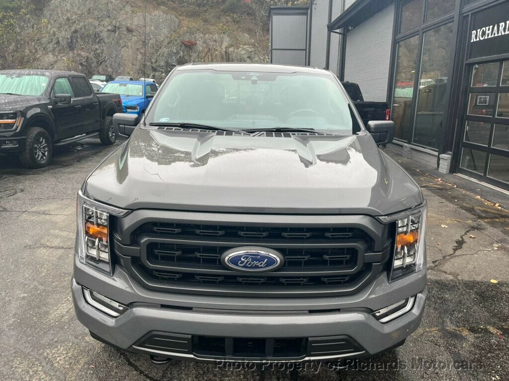 2021 Ford F-150 XLT 4WD SuperCrew 5.5' Box - 22939219 - 10