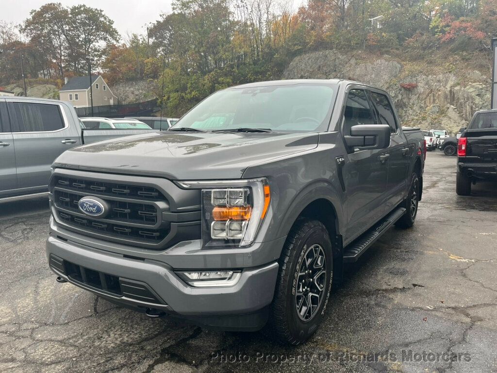 2021 Ford F-150 XLT 4WD SuperCrew 5.5' Box - 22939219 - 8