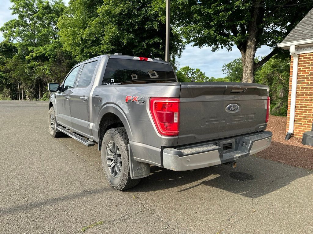 2021 Ford F-150 XLT 4WD SuperCrew 5.5' Box - 23037982 - 9