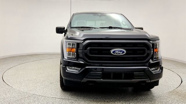2021 Ford F-150 XLT 4WD SuperCrew 5.5' Box w/ 302A, 3.5L EcoBoost & Navigation - 23013576 - 1