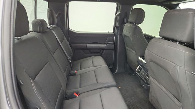 2021 Ford F-150 XLT 4WD SuperCrew 6.5' Box w/ 302A, Moonroof & FX4 Off-Road Pkg - 22950722 - 21