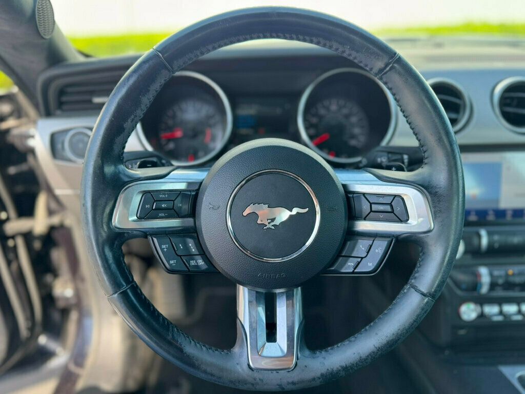 2021 Ford Mustang EcoBoost photo 14
