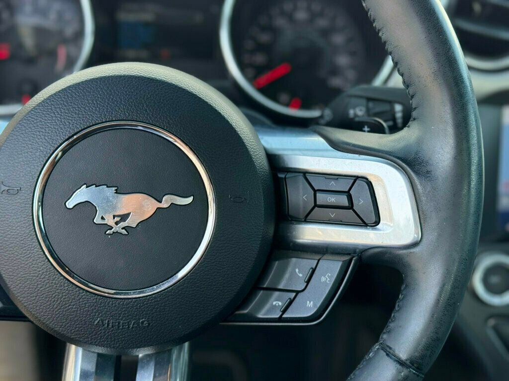 2021 Ford Mustang EcoBoost photo 16