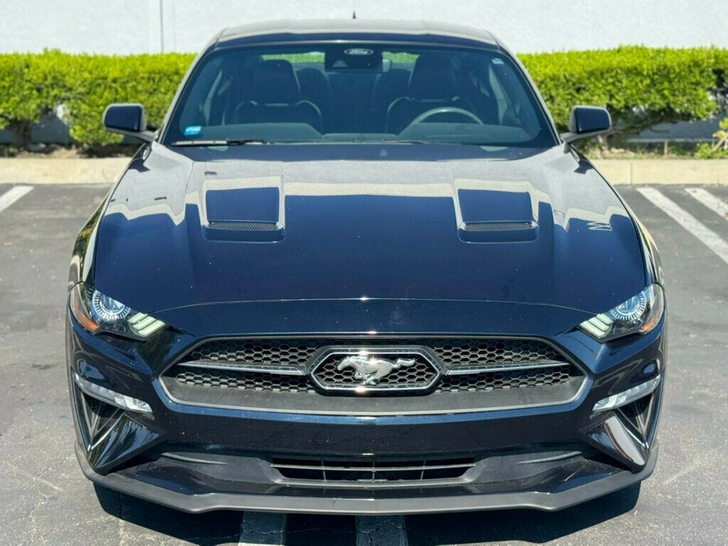 2021 Ford Mustang EcoBoost photo 2