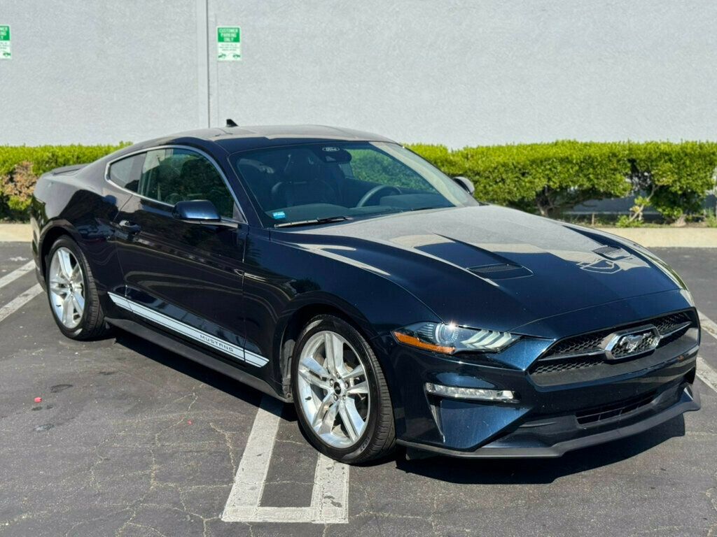2021 Ford Mustang EcoBoost photo 3