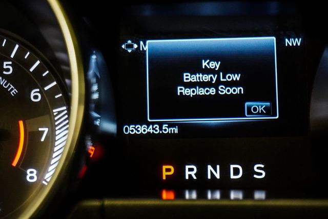 2021 Ford Mustang EcoBoost Fastback - 23035737 - 24