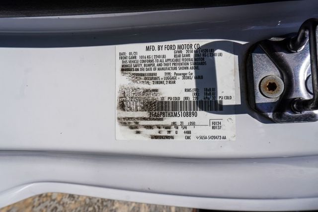 2021 Ford Mustang EcoBoost Fastback - 23035737 - 35