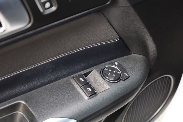 2021 Ford Mustang EcoBoost Fastback - 22903045 - 27