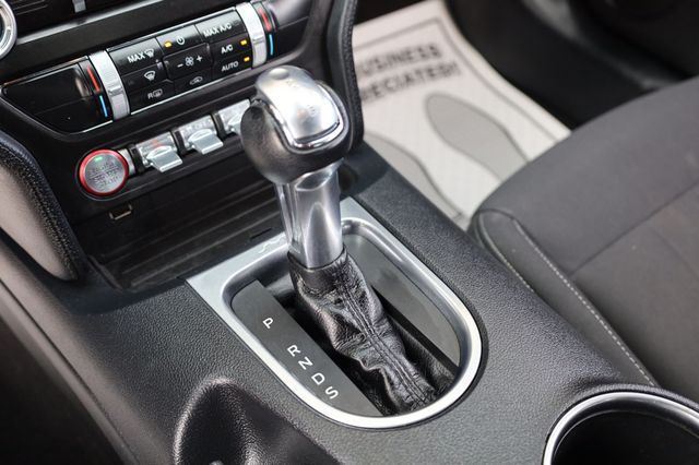 2021 Ford Mustang EcoBoost Fastback - 22903045 - 32