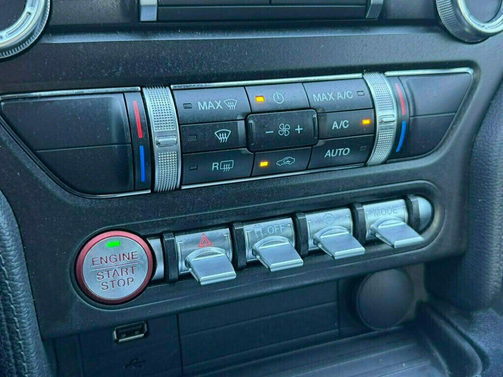 2021 Ford Mustang EcoBoost Fastback - 23025059 - 26