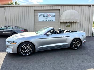 2021 Ford Mustang - 1FATP8UH8M5107013