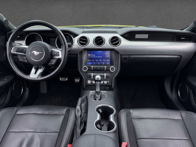 2021 Ford Mustang ECOBOOST, PREMIUM, CONVERTIBLE, 18" WHEELS, BACKUP CAMERA - 23064903 - 3
