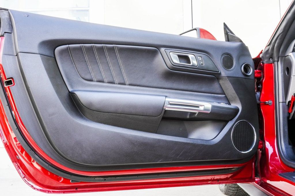 2021 Ford Mustang EcoBoost Premium photo 28