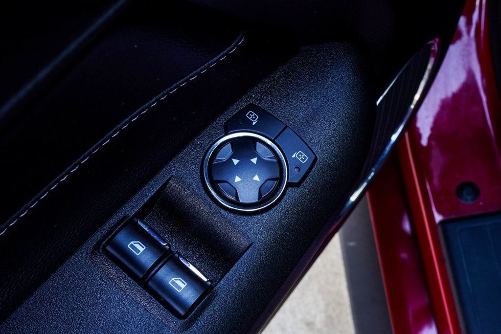 2021 Ford Mustang EcoBoost Premium photo 37