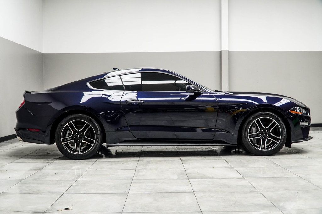 2021 Ford Mustang GT photo 6