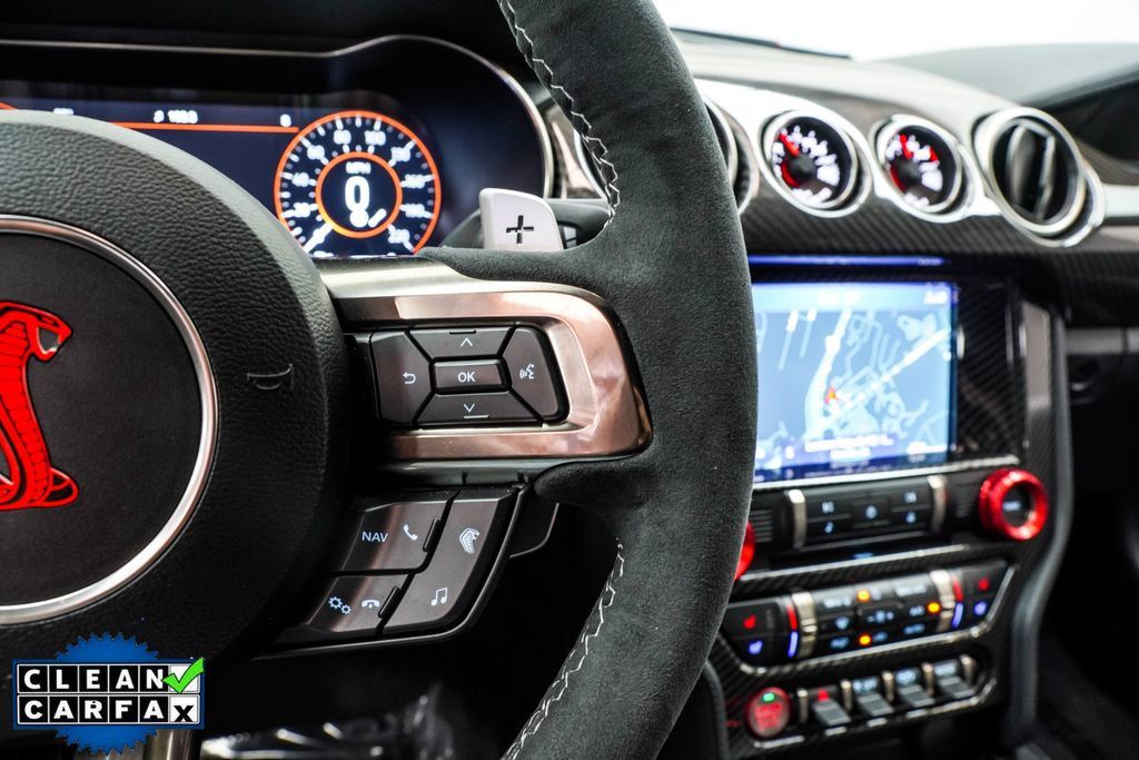 Ford Mustang photo 38