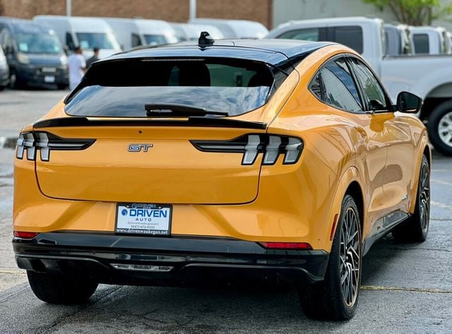 2021 Ford Mustang Mach-E GT AWD - 23042906 - 4