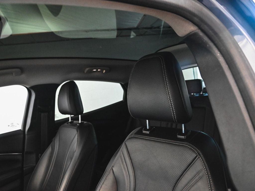 2021 Ford Mustang Mach-E Premium photo 28