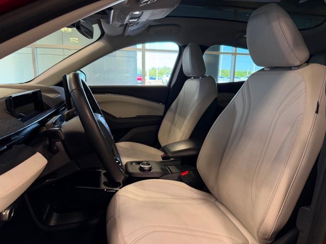 2021 Ford Mustang Mach-E Premium AWD - 23032618 - 19
