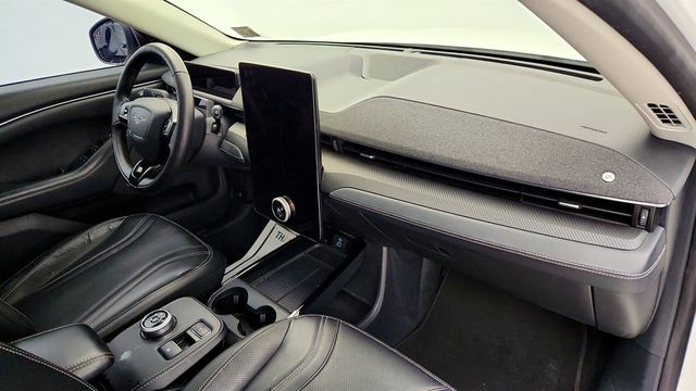 2021 Ford Mustang Mach-E Premium AWD - 22972391 - 23
