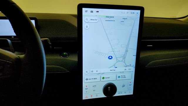 2021 Ford Mustang Mach-E Premium AWD - 22972407 - 18