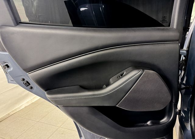 2021 Ford Mustang Mach-E SEL  - 22969384 - 14