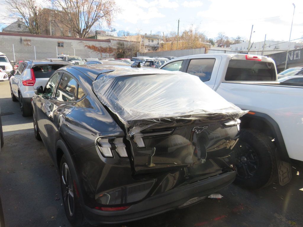 2021 Ford Mustang Mach-E Select photo 3