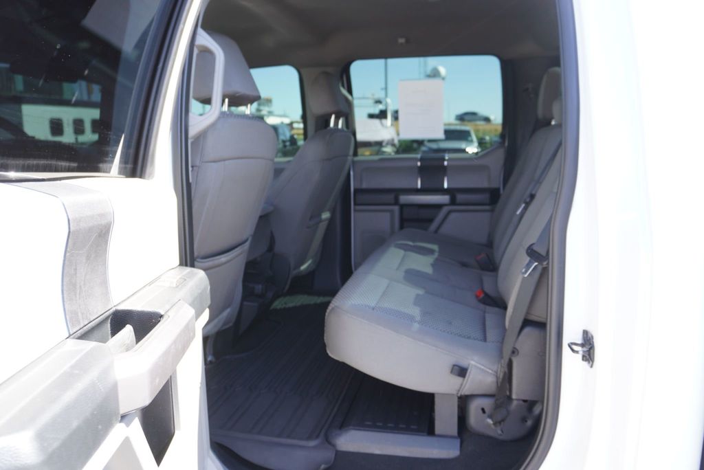 2021 Ford SUPER DUTY F-250 XLT - 23041173 - 19