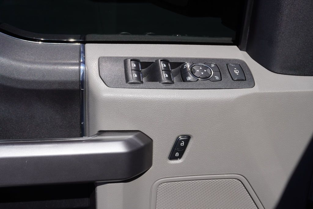2021 Ford SUPER DUTY F-250 XLT - 23041173 - 25