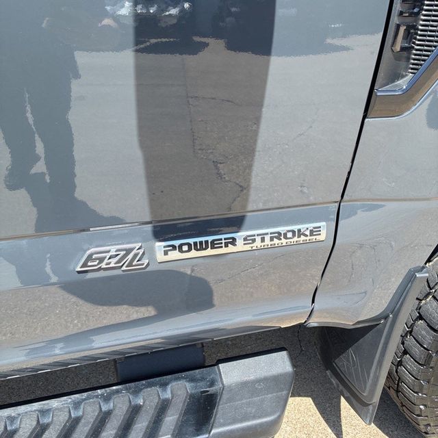 2021 Ford Super Duty F-250 SRW Lariat - 23018271 - 3