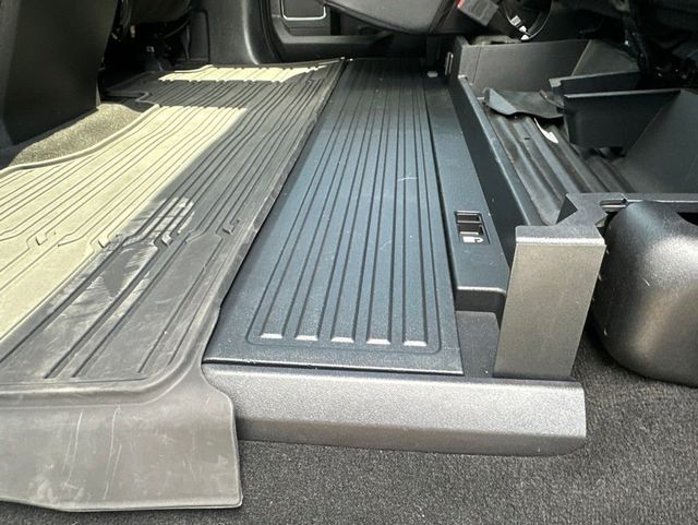 2021 Ford Super Duty F-250 SRW Lariat Ultimate FX4 Black Pack - 23018271 - 45