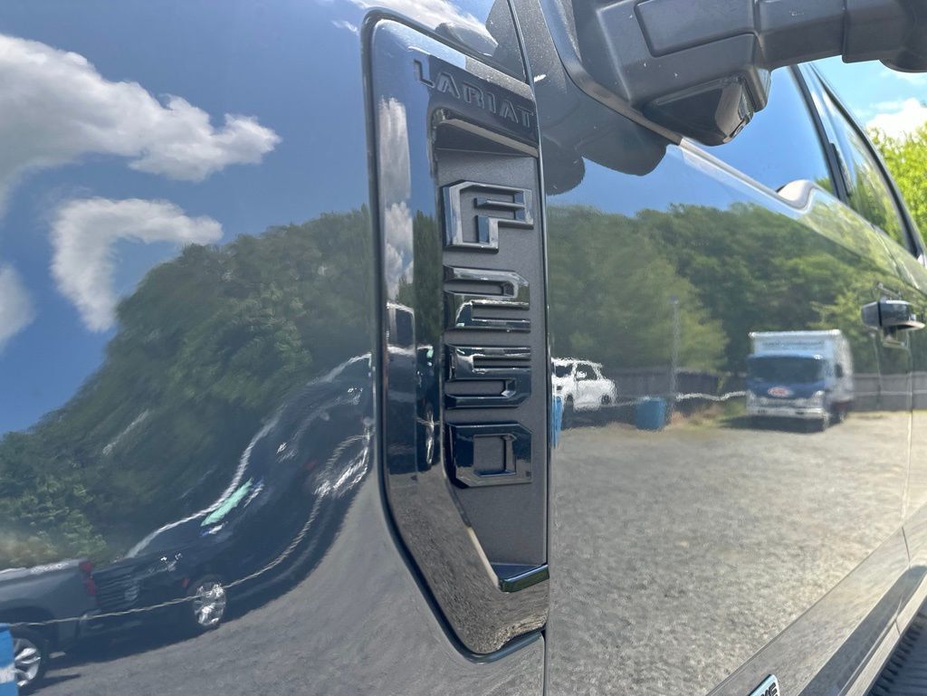 2021 Ford Super Duty F-250 SRW Lariat Ultimate FX4 Black Pack - 23018271 - 7