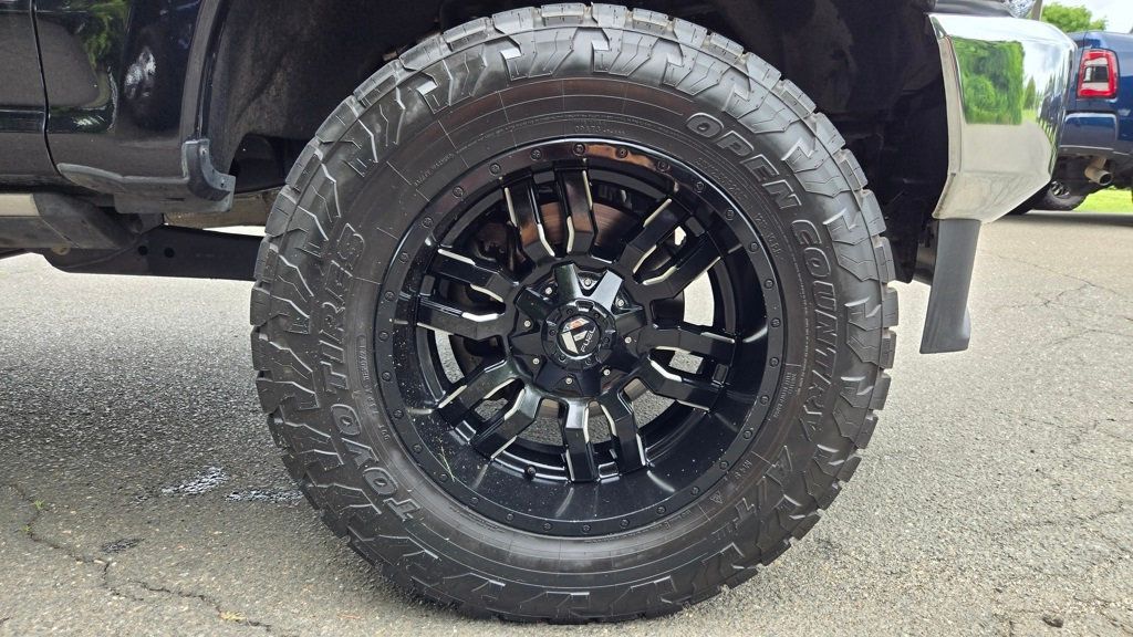 2021 Ford F-250 Lariat FX4 photo 17