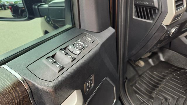 2021 Ford Super Duty F-250 SRW Lariat Ultimate FX4 Leveled - 22842675 - 31