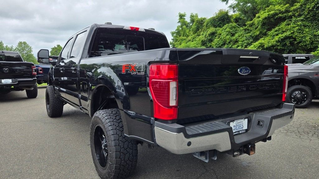 2021 Ford F-250 Lariat FX4 photo 5