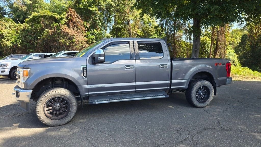 2021 Ford F-250 Lariat FX4 photo 3