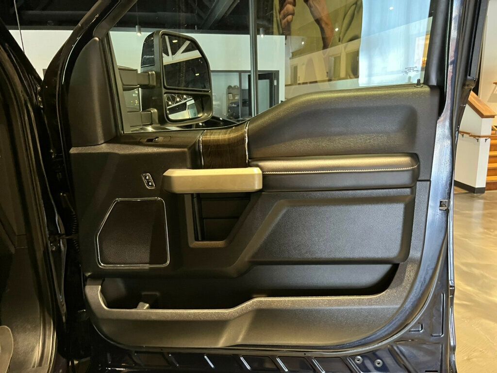 2021 Ford Super Duty F-250 SRW LariatUltimatePkg/TremorOffRoadPkg/PanoRoof/NAV/Htd&CldSeats - 22628992 - 32