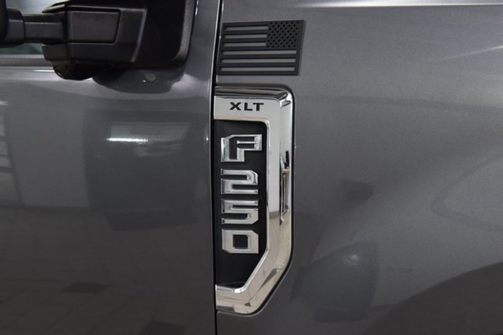 2021 Ford F-250 XLT FX4 photo 11