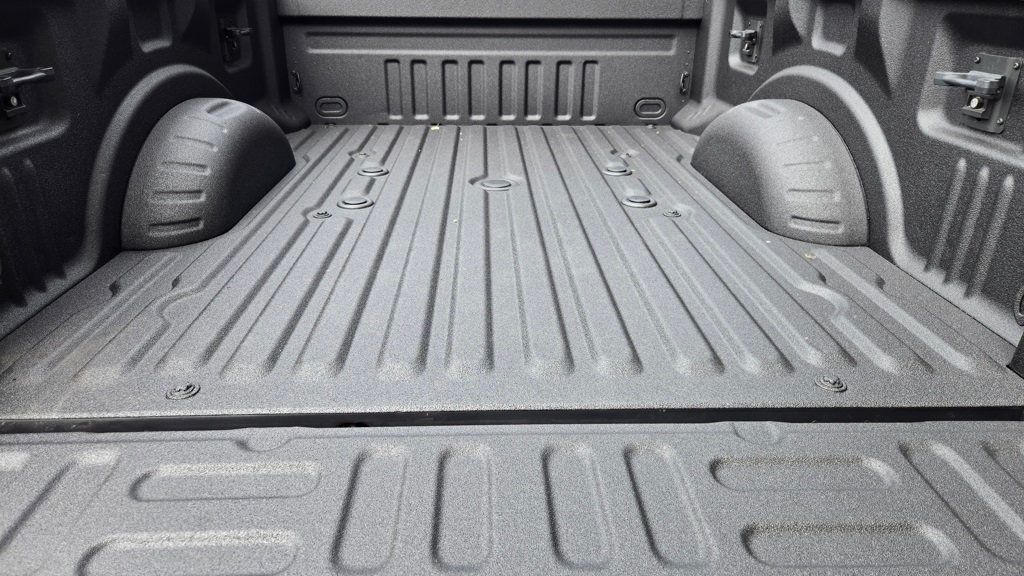 2021 Ford F-250 XLT FX4 photo 16