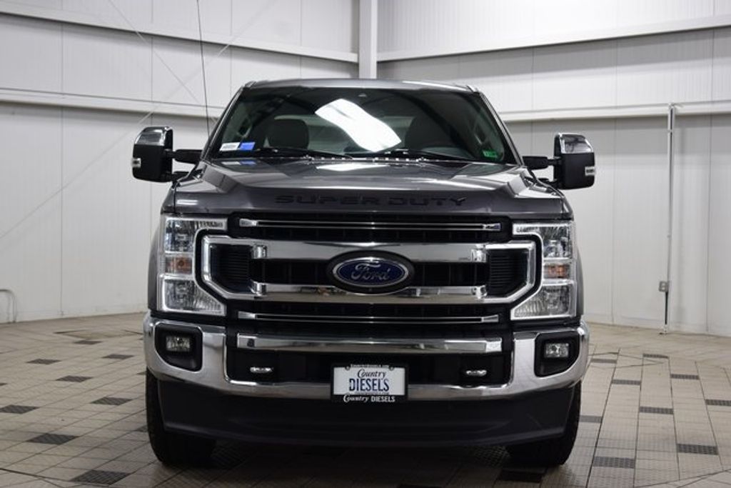2021 Ford F-250 XLT FX4 photo 2