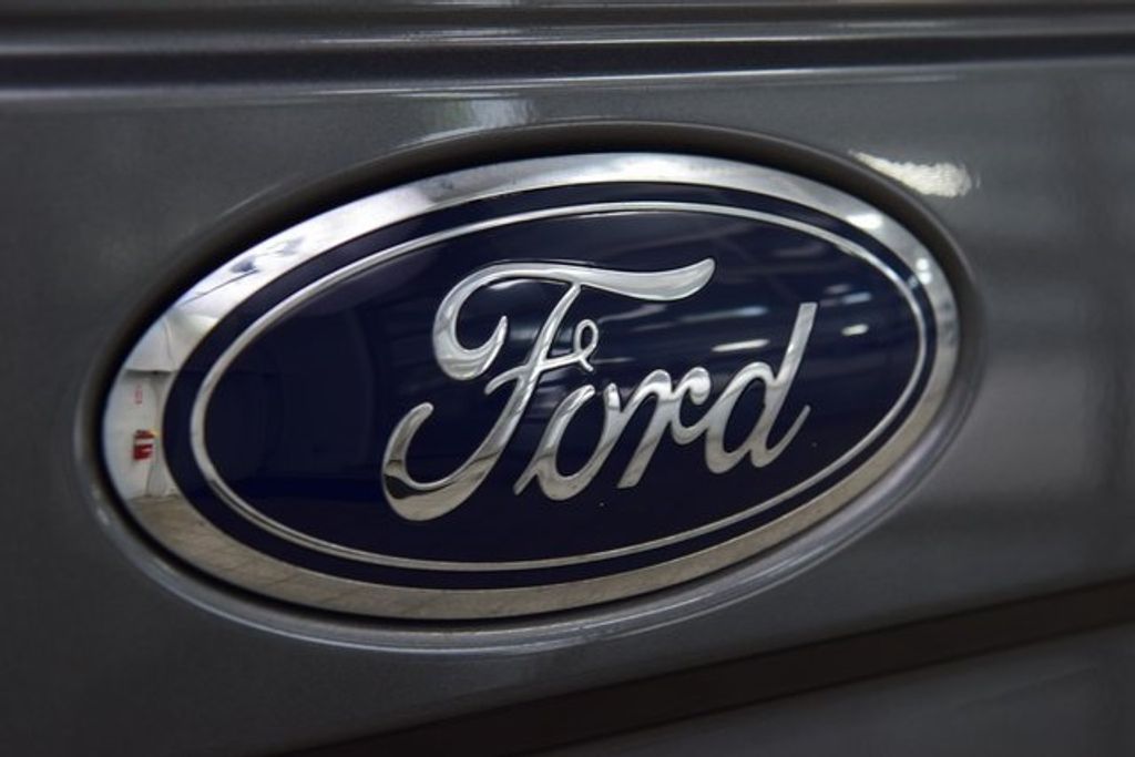 2021 Ford F-250 XLT FX4 photo 18