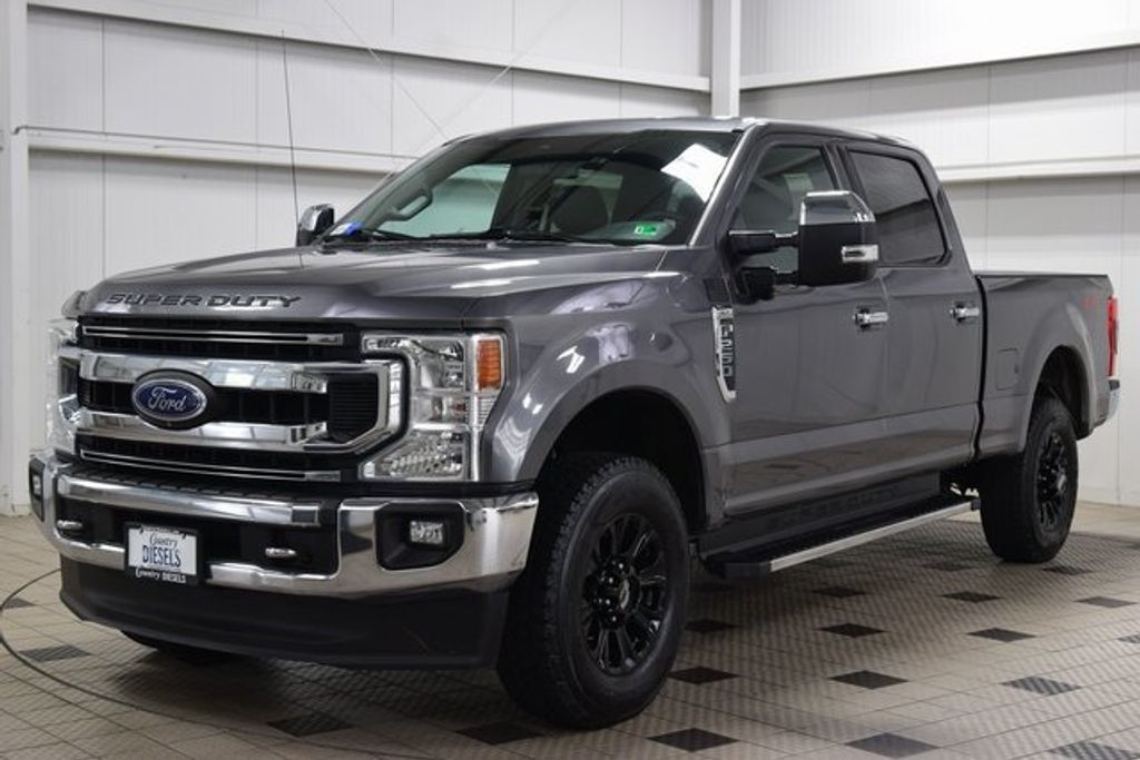 2021 Ford F-250 XLT FX4 photo 3