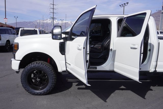 2021 Ford SUPER DUTY F-350 LARIAT - 23004331 - 21