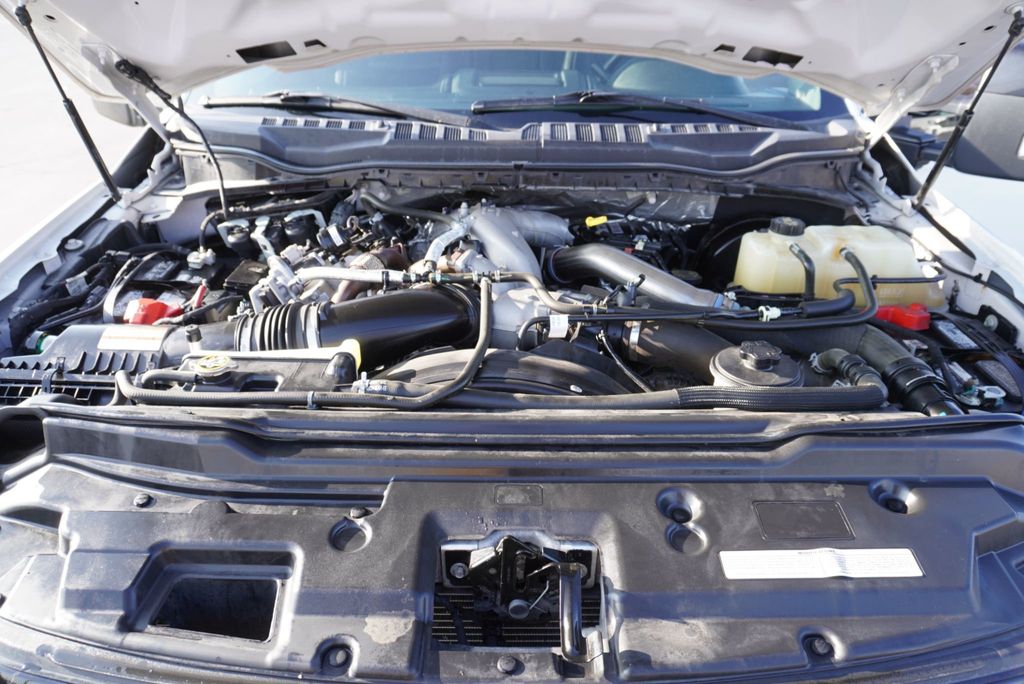 2021 Ford SUPER DUTY F-350 LARIAT - 23004331 - 46