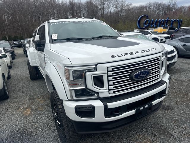 2021 Ford Super Duty F-350 DRW LARIAT 4WD Crew Cab 8' Box - 22764038 - 0