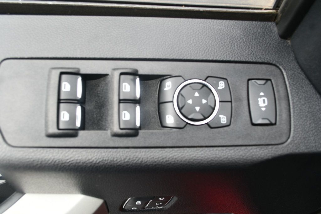 2021 Ford Super Duty F-350 DRW Lariat Ultimate Pkg 4x4 PowerStroke Pano Roof - 22919667 - 26