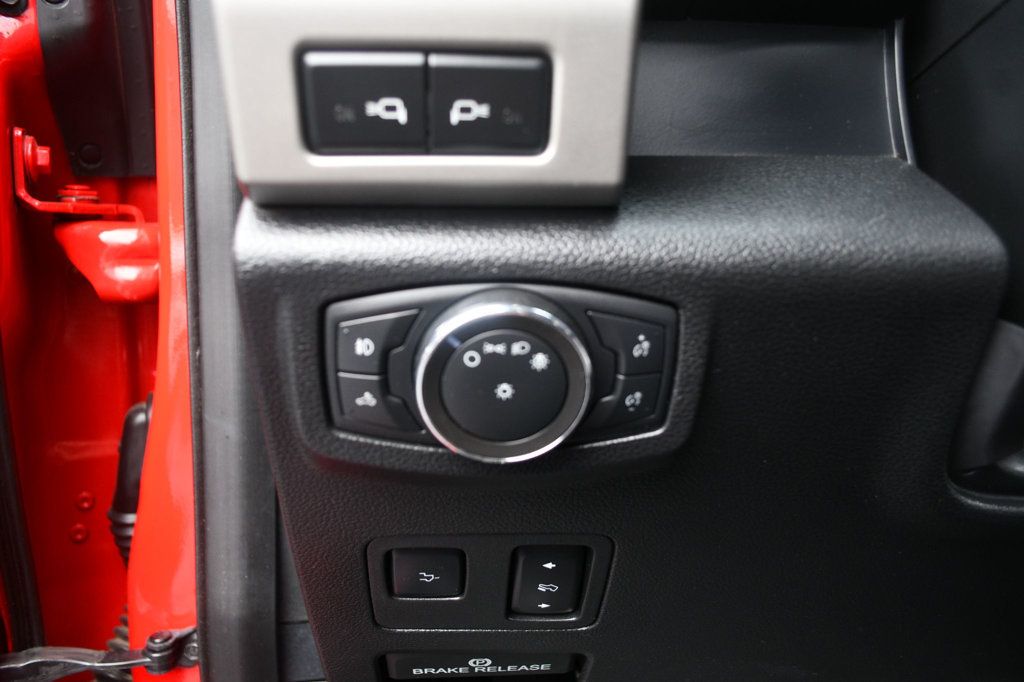 2021 Ford Super Duty F-350 DRW Lariat Ultimate Pkg 4x4 PowerStroke Pano Roof - 22919667 - 28