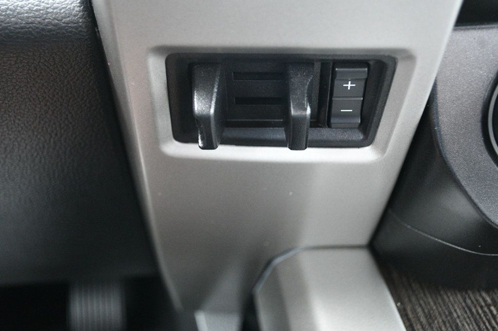 2021 Ford Super Duty F-350 DRW Lariat Ultimate Pkg 4x4 PowerStroke Pano Roof - 22919667 - 39