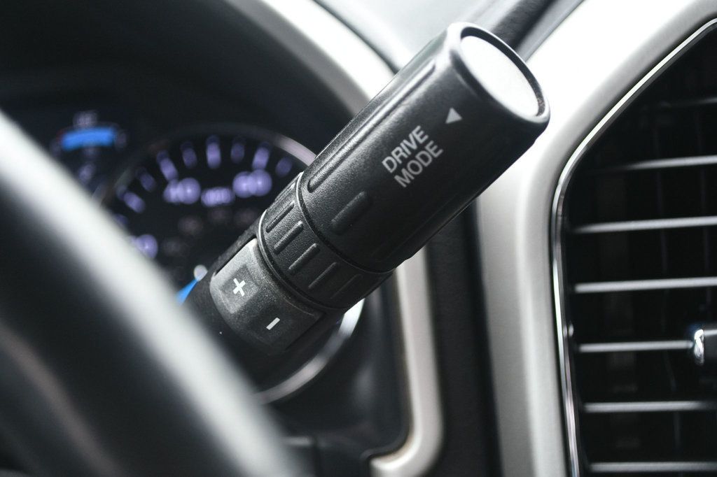 2021 Ford Super Duty F-350 DRW Lariat Ultimate Pkg 4x4 PowerStroke Pano Roof - 22919667 - 47